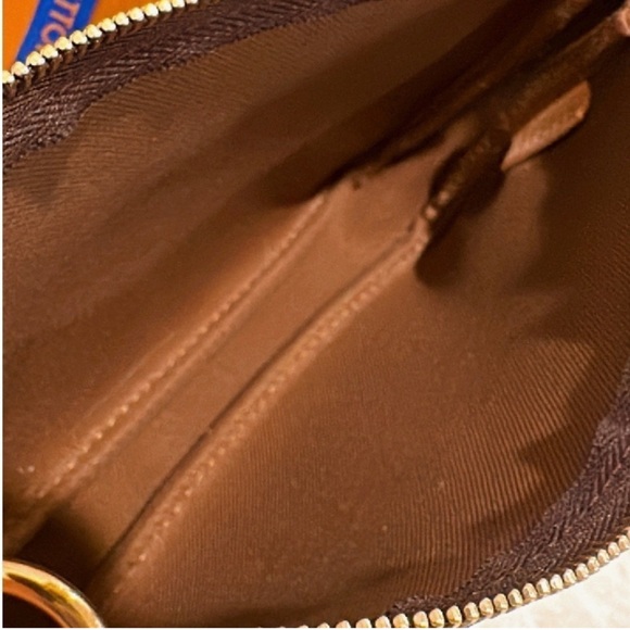 100% Authentic Louis Vuitton Pochette - Picture 6 of 13